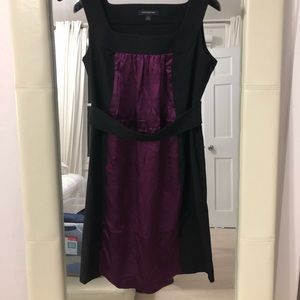 Beautiful dress. Very stretchy